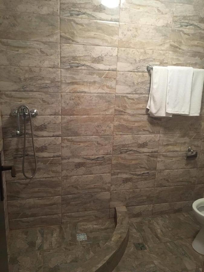 Hotel Dinastia Πιτέστι Εξωτερικό φωτογραφία
